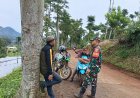 Babinsa Serda Rudi Jalin Silaturahmi Erat dengan Warga Pinggirsari